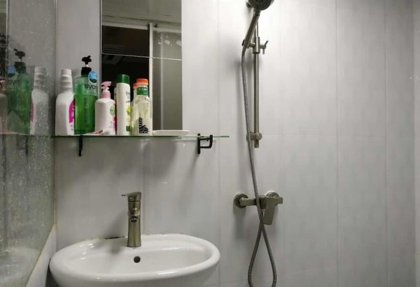 פנסיון Laozhoujia Hostel