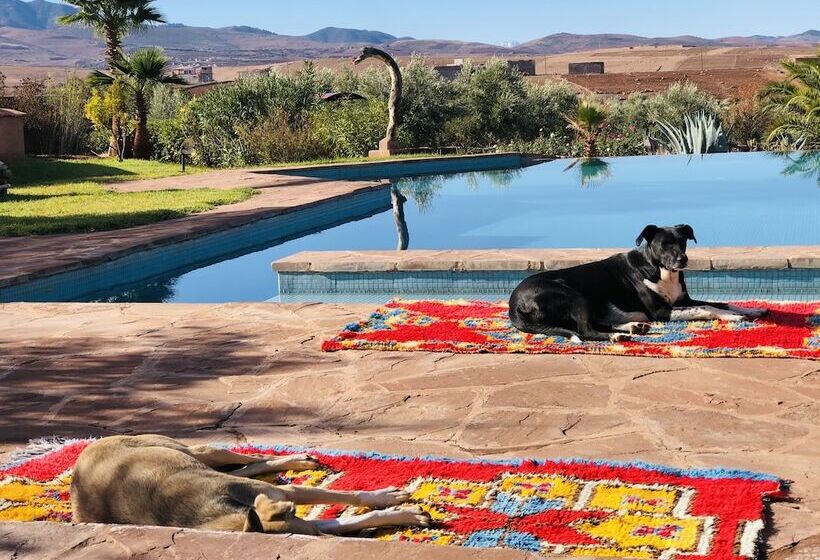 ペンション Les Jardins De Taja