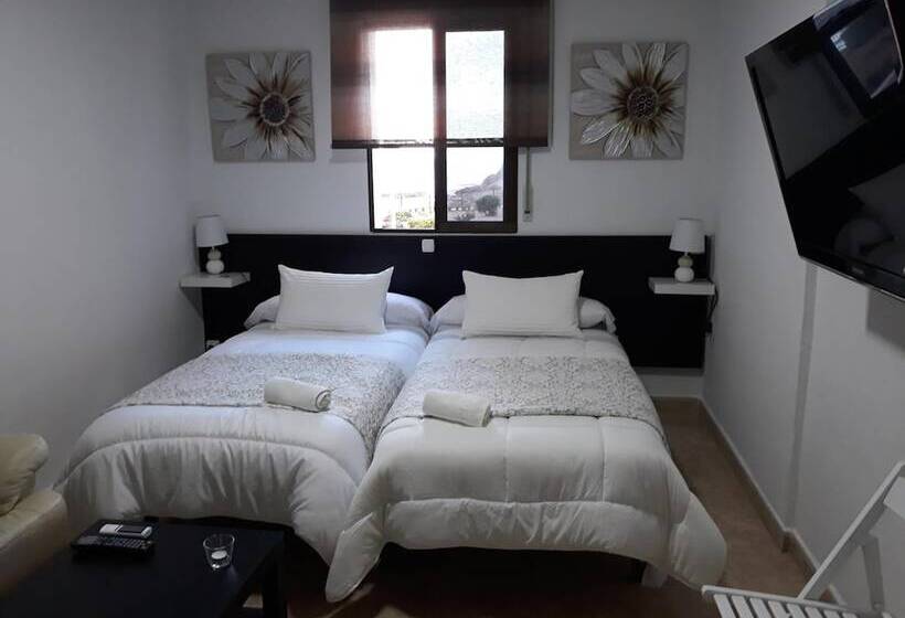 膳宿费 Miramar Habitaciones