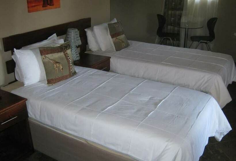 بنسيون Noma Nini Lodge