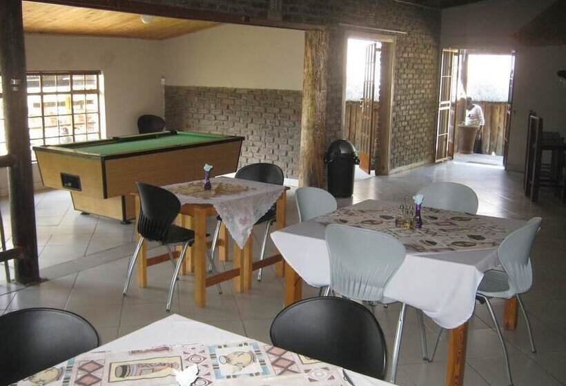 بنسيون Noma Nini Lodge