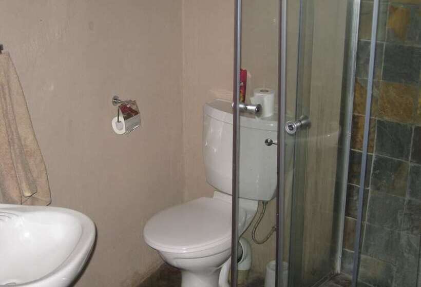 بنسيون Noma Nini Lodge