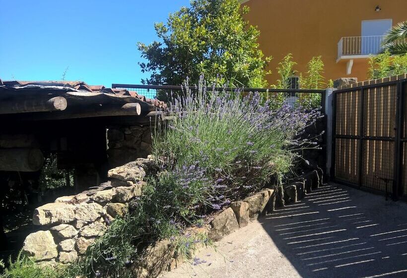 بنسيون Chale Pouso Da Serra   Casas De Montanha