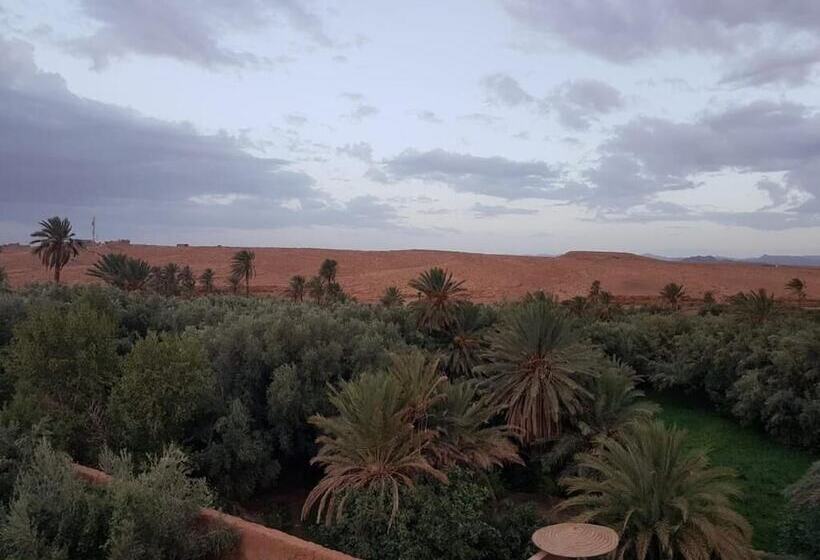 פנסיון Riad Dar Bab Todra