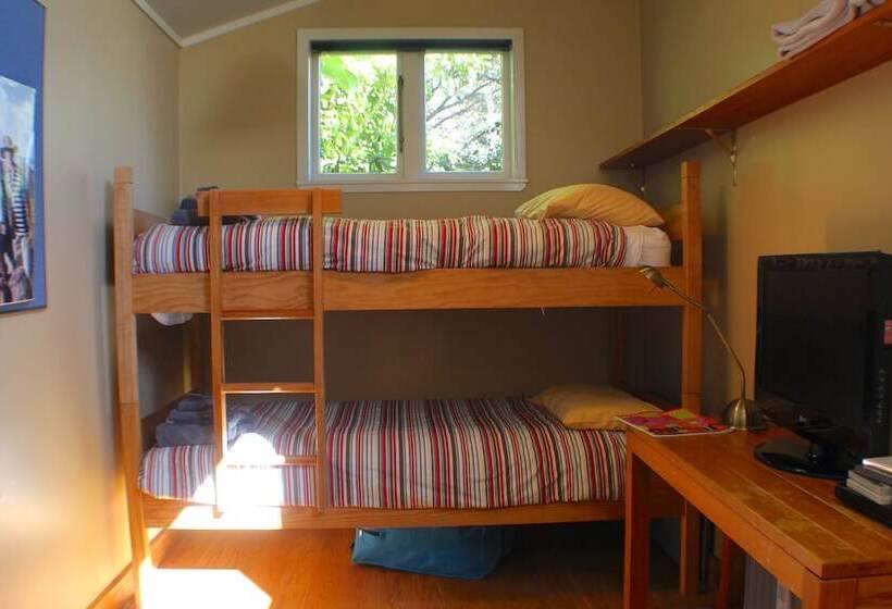 펜션 The Beachfront Bach