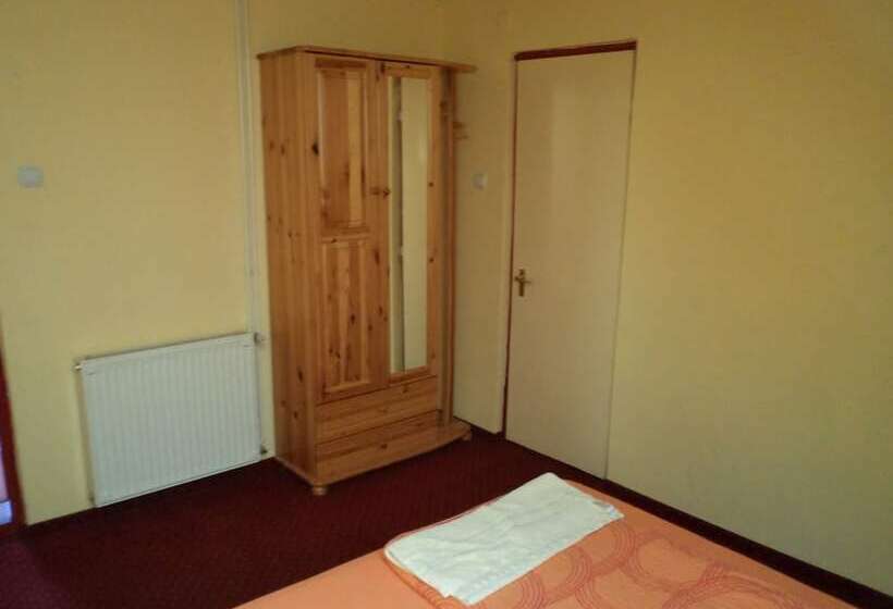 פנסיון Vázsonyvölgy Vendéglő Fogadó