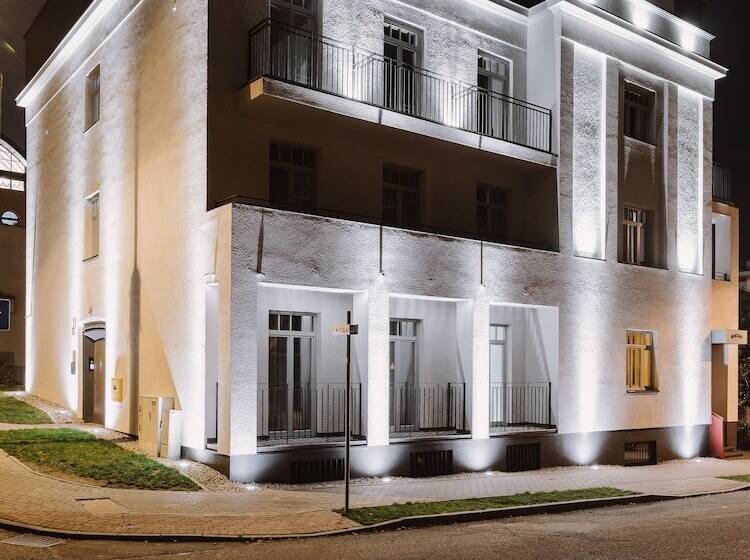 膳宿费 Willa Wincent