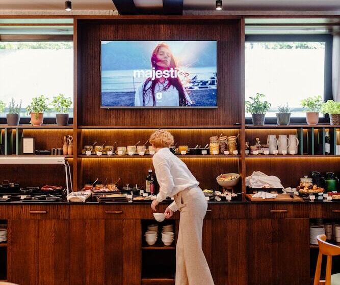 膳宿费 Willa Wincent