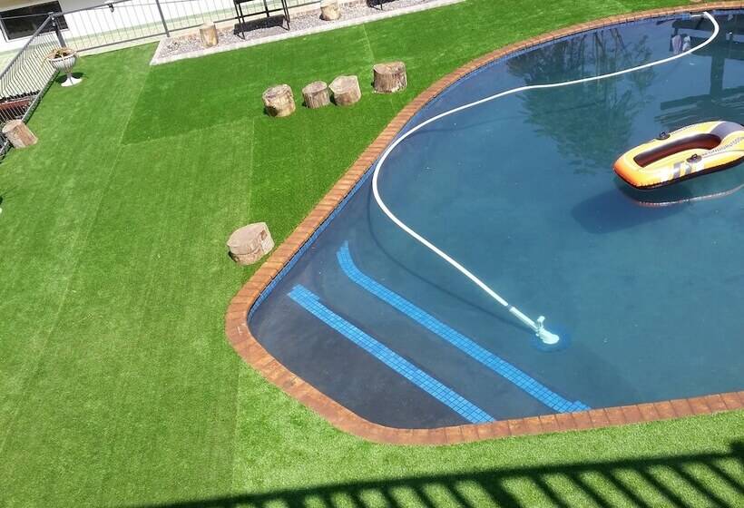 بنسيون Yacht View Lodge