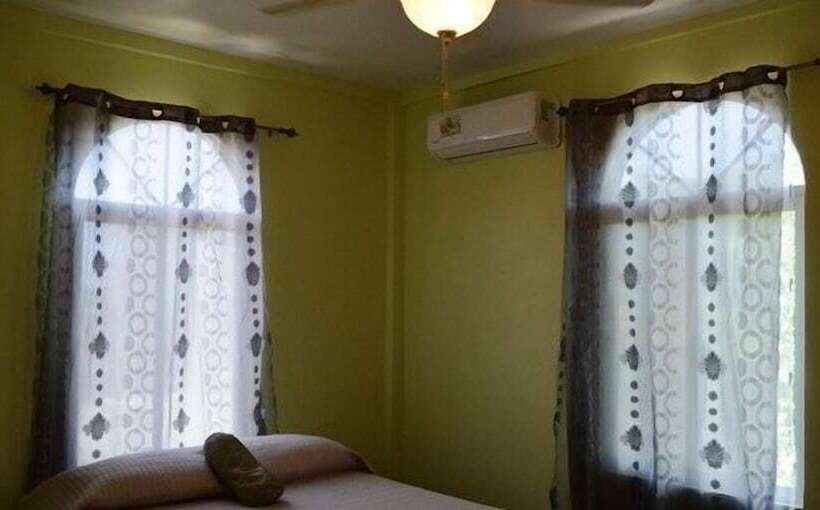 Sea Pearl Vacation Suites