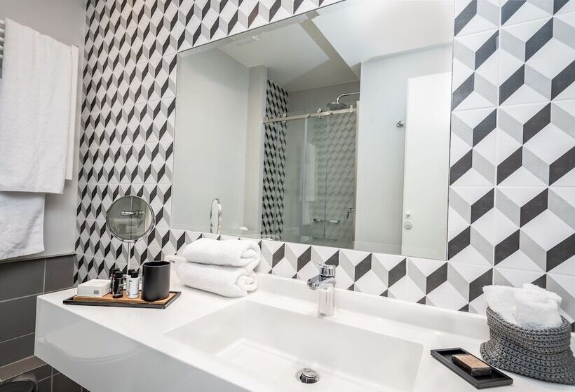 Urban Nest   Suites & Apartments