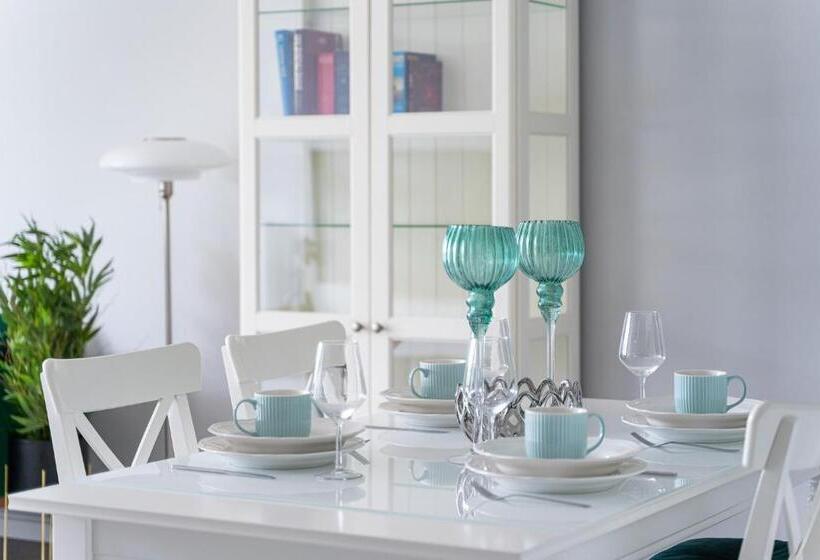 Exclusive Nautica Apartments