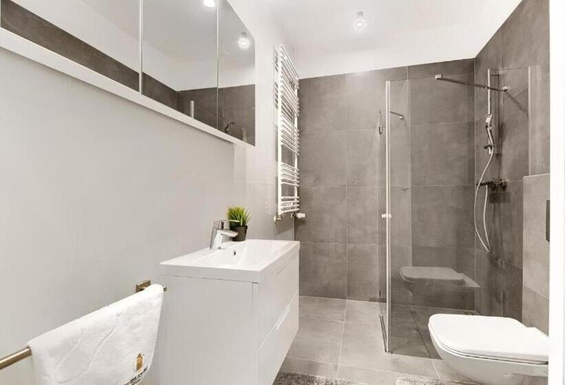 Exclusive Nautica Apartments