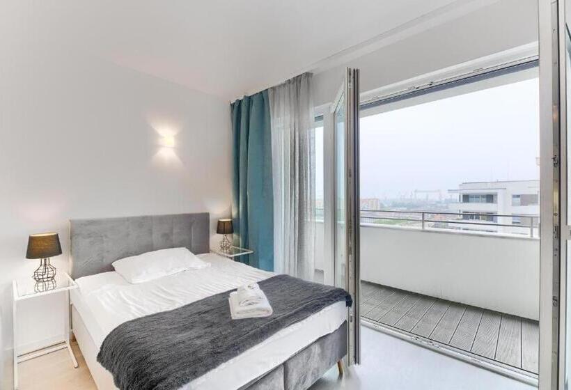 Exclusive Nautica Apartments