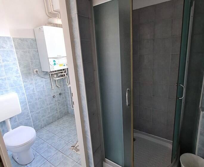 فندق فئة نجمة واحدة Rooms Lara