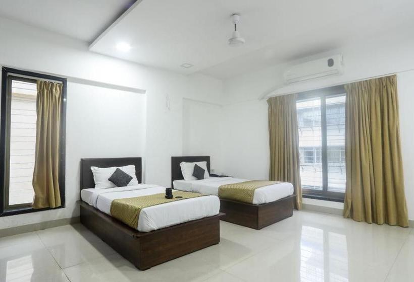 호텔 Oyo 7150 Metro View Residency