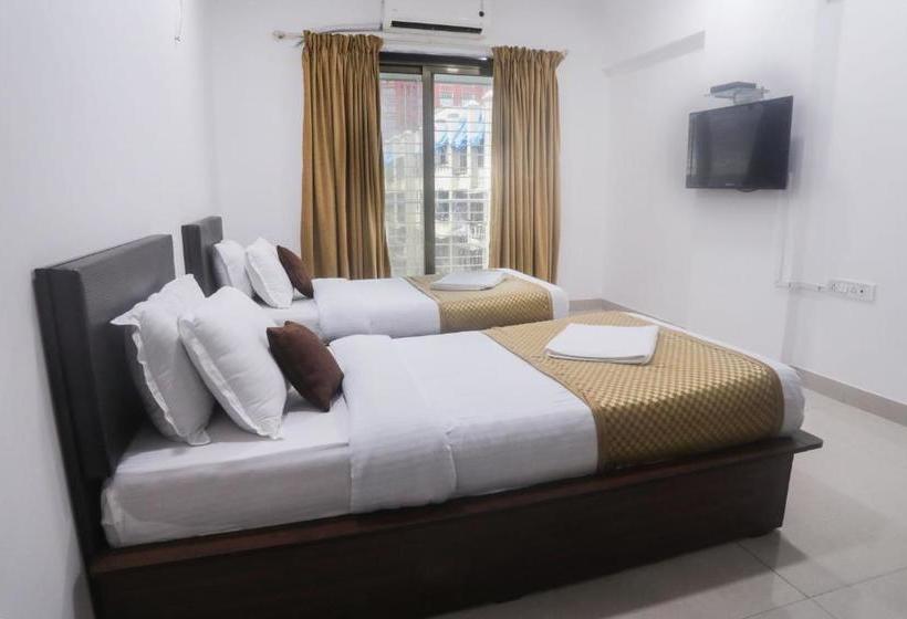 호텔 Oyo 7150 Metro View Residency