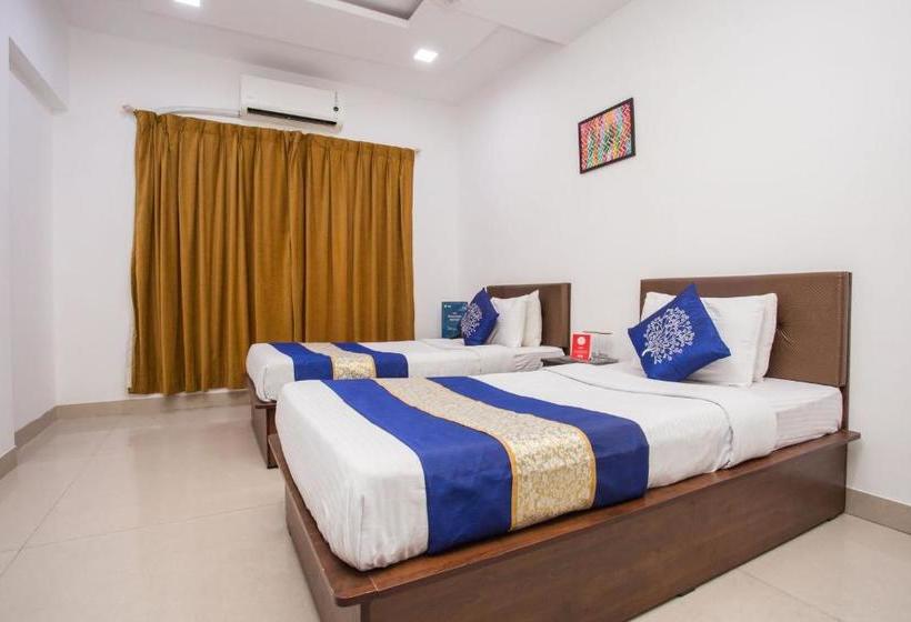 호텔 Oyo 7150 Metro View Residency