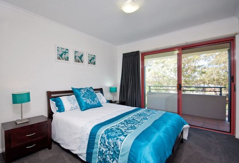 Le Vogue, Unit 11, 16 Magnus Street