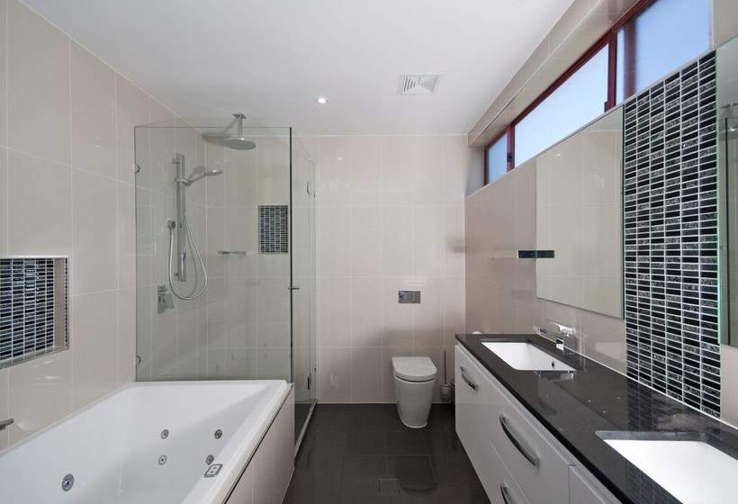 Le Vogue, Unit 11, 16 Magnus Street