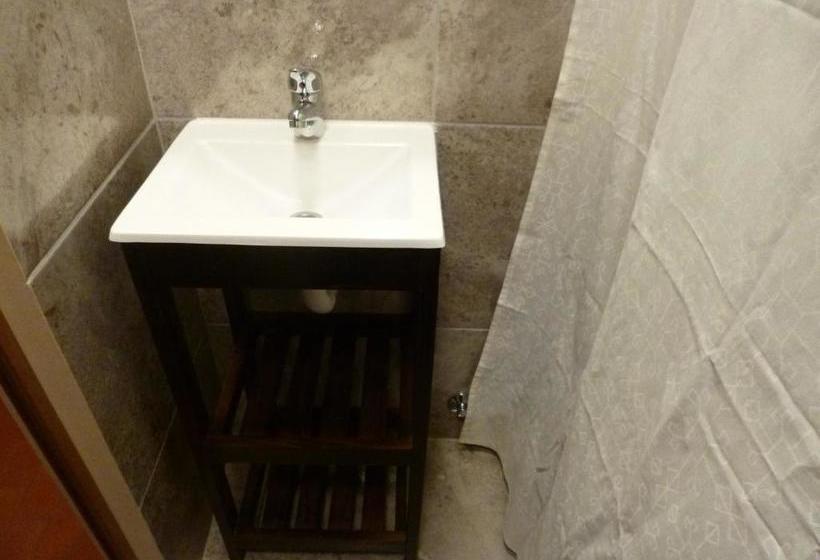 بنسيون Las Cabañitas