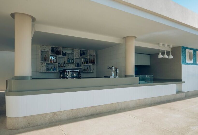 استراحتگاه Iberostar Selection Coral Cancún