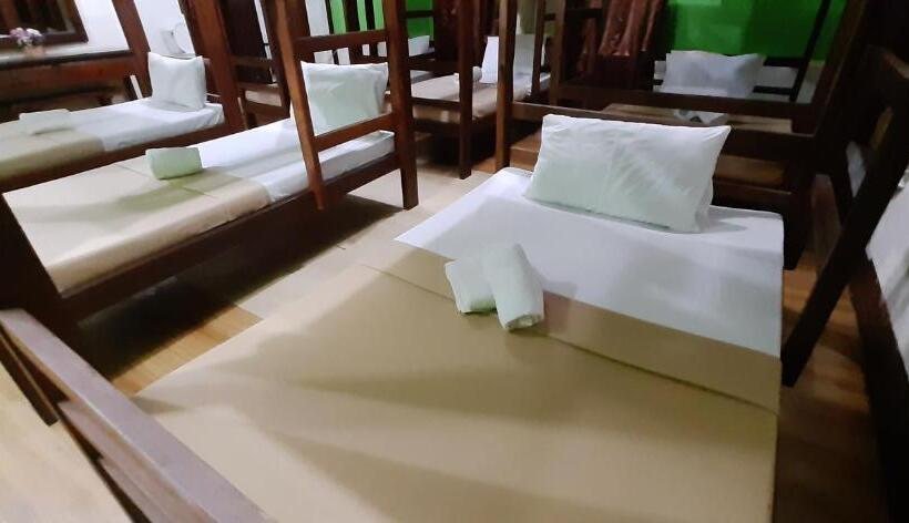 فندق صغير Escolta's Homey Lodge