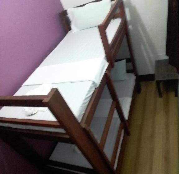 هاستل Escolta's Homey Lodge