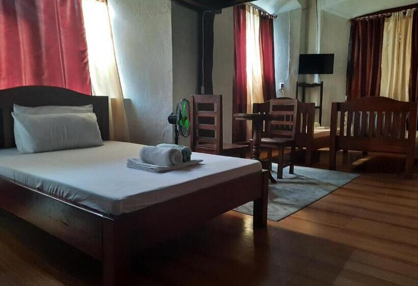 هاستل Escolta's Homey Lodge