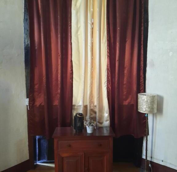 هاستل Escolta's Homey Lodge