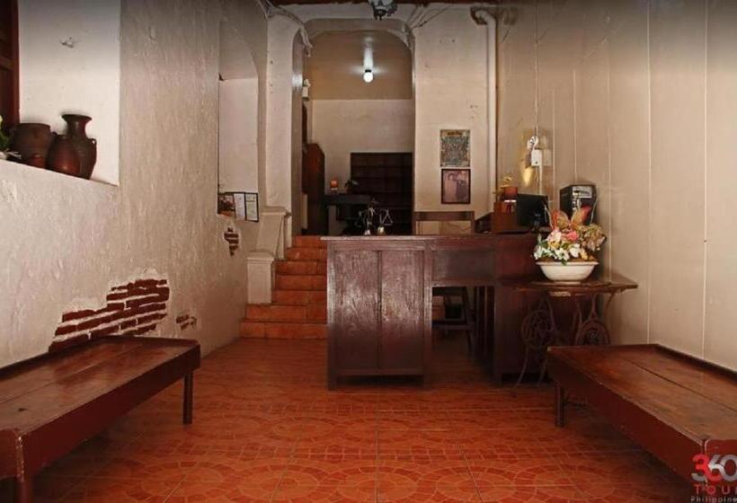 فندق صغير Escolta's Homey Lodge