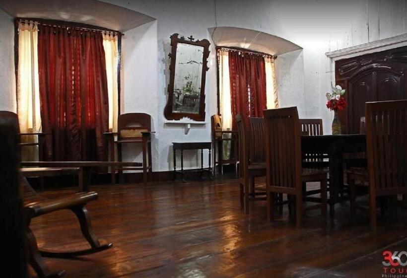 هاستل Escolta's Homey Lodge