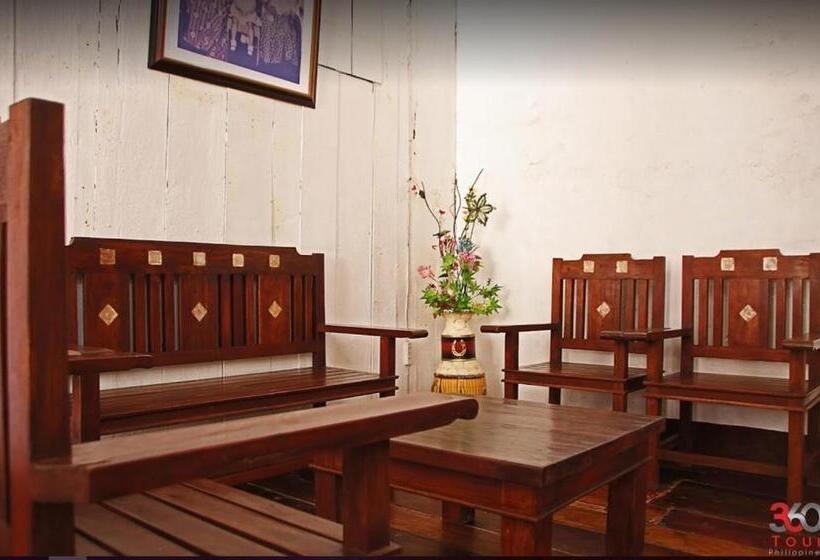 فندق صغير Escolta's Homey Lodge