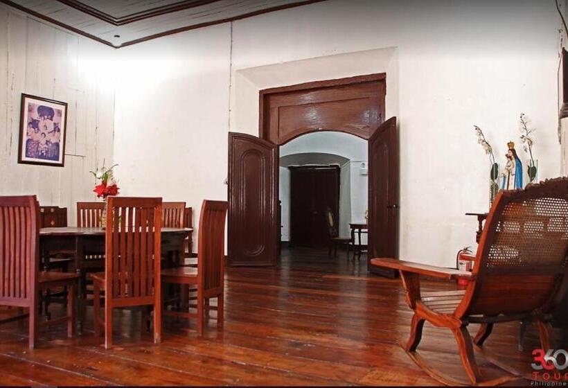 هاستل Escolta's Homey Lodge