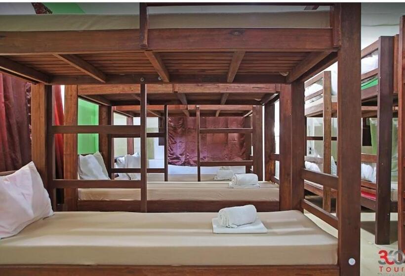 هاستل Escolta's Homey Lodge