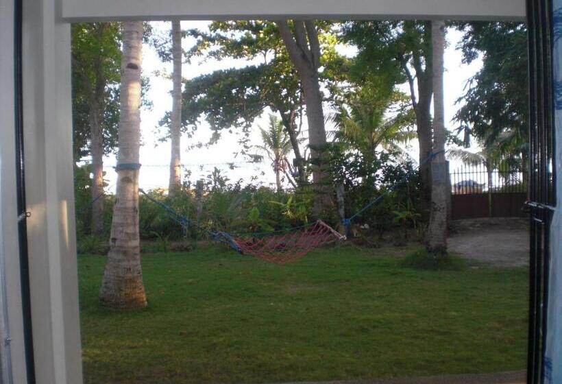 פנסיון Villa Juana