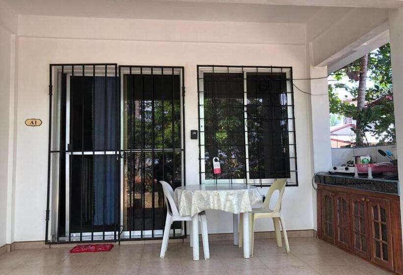 פנסיון Villa Juana