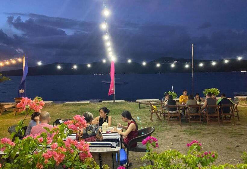 Saltitude Dive & Beach Resort