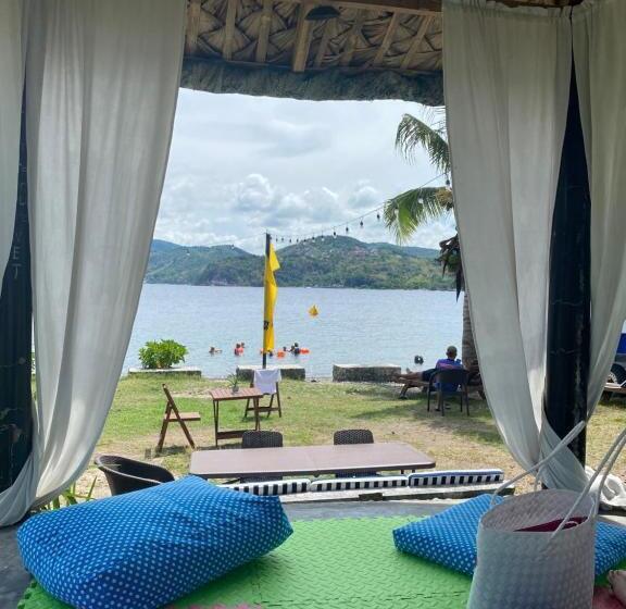 Saltitude Dive & Beach Resort