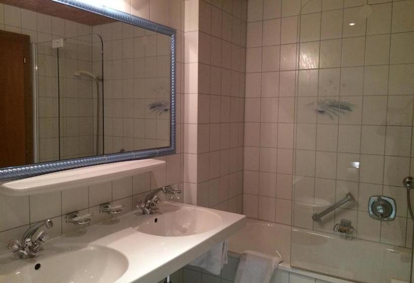 בית מלון כפרי Garni Senn