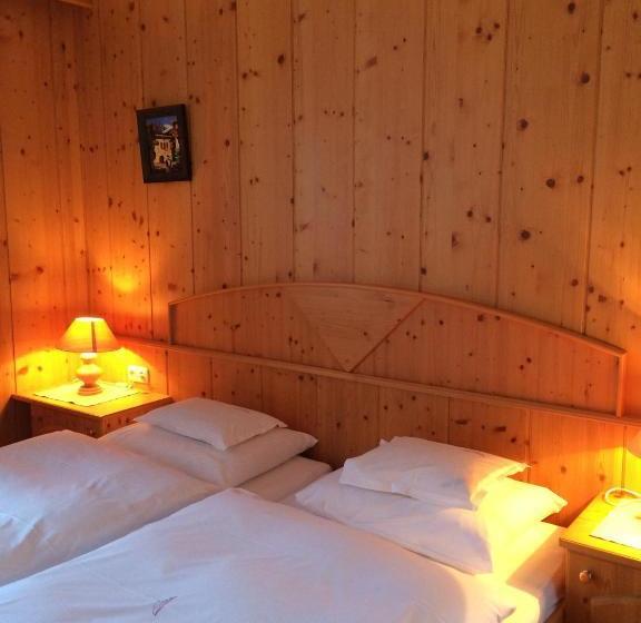 בית מלון כפרי Garni Senn