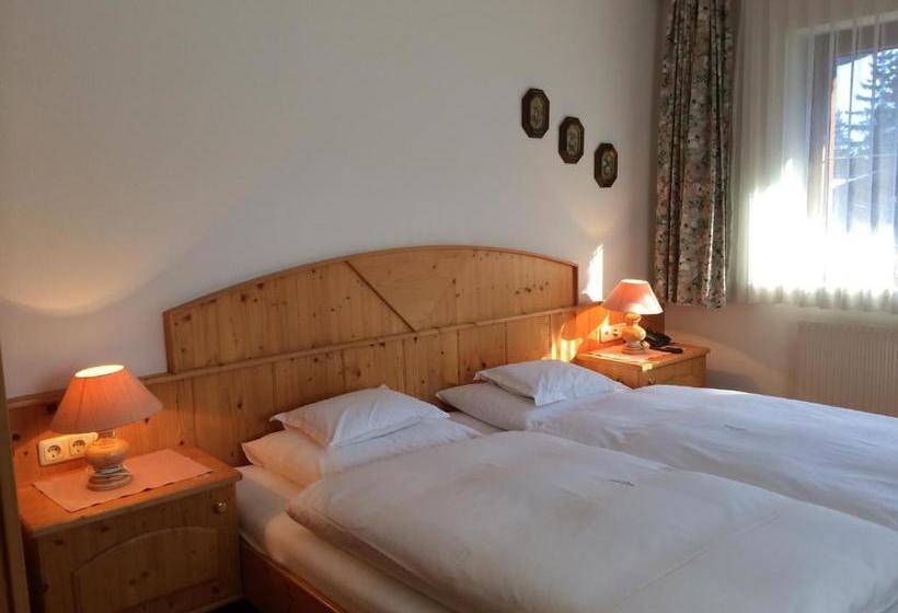 בית מלון כפרי Garni Senn