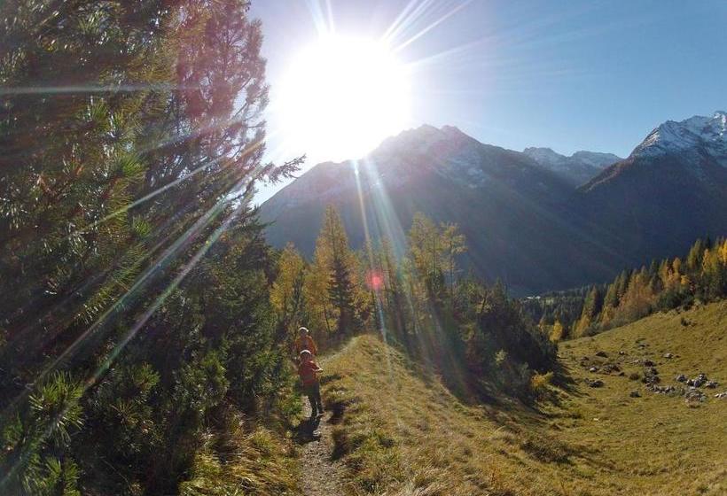 בית מלון כפרי Garni Senn