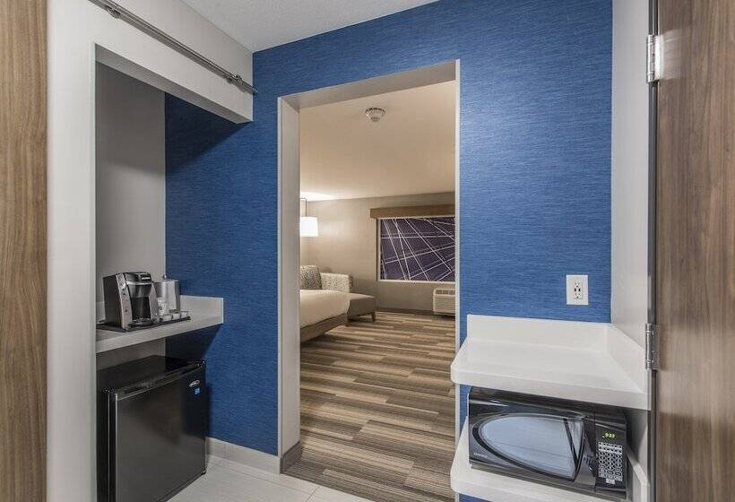 هتل Holiday Inn Express & Suites   Phoenix North   Happy Valley, An Ihg