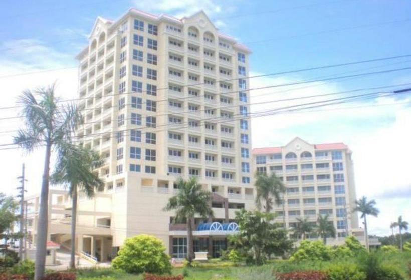 בית מלון כפרי Mactan Island Condo La Mirada Residence , Beach Resort , Large 1 Bedroom , Pools , Ocean Views, Fast