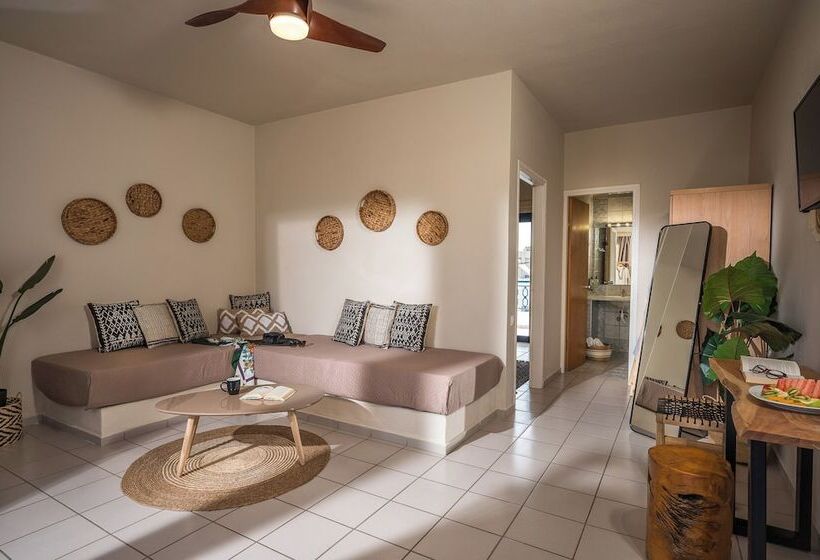 בית מלון כפרי Cretan Seaside Boutique