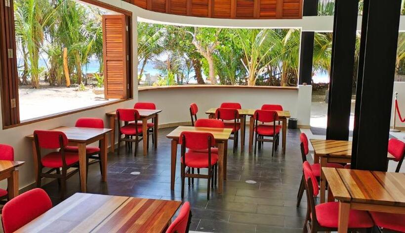 Ranthari Hotel And Spa Ukulhas Maldives