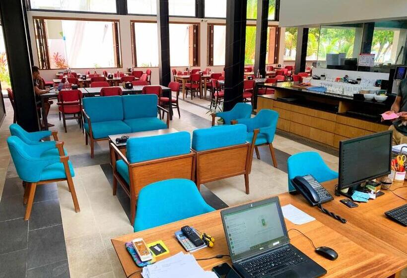 Ranthari Hotel And Spa Ukulhas Maldives