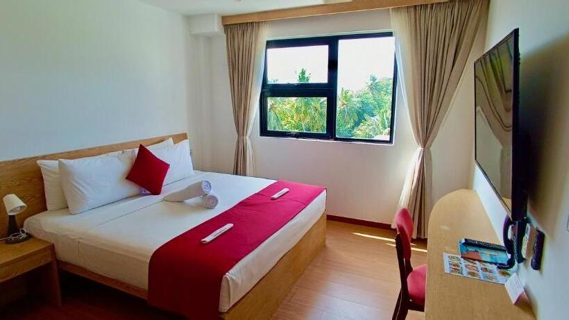 Ranthari Hotel And Spa Ukulhas Maldives