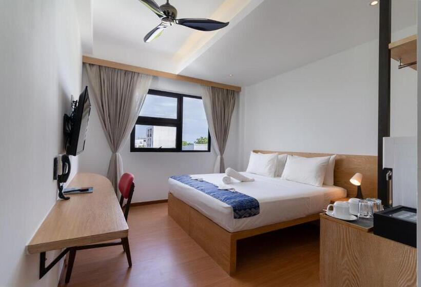 Ranthari Hotel And Spa Ukulhas Maldives